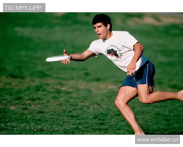 聚焦飞盘运动:探讨北京飞盘队员的个人能力与团队协作发展 聚焦飞盘运动:探讨北京飞盘队员的个人能力与团队协作发展